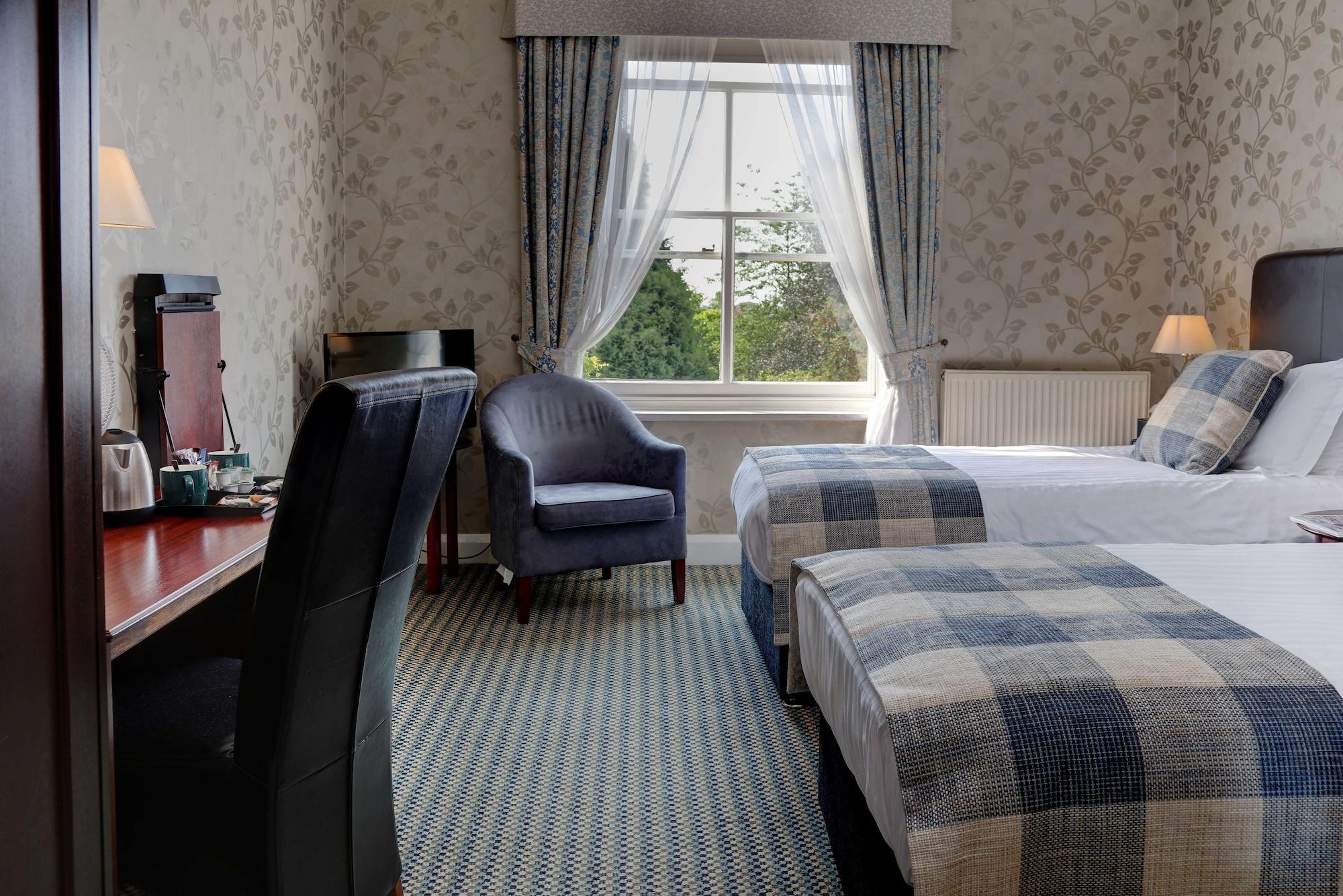 Best Western Forest And Vale Hotel Пикеринг Экстерьер фото