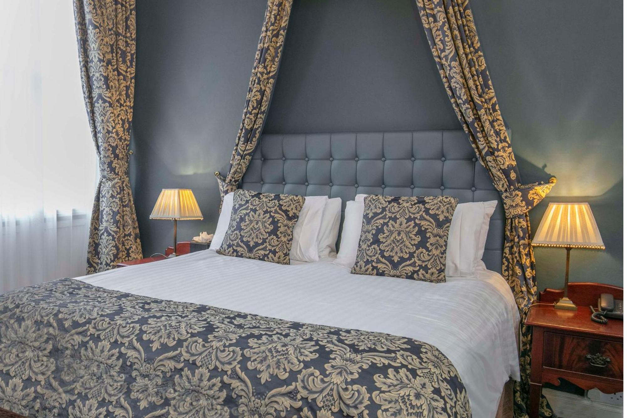 Best Western Forest And Vale Hotel Пикеринг Экстерьер фото